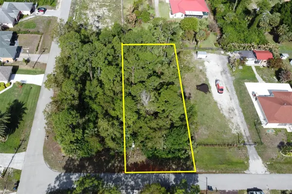 1103 DOROTHY AVE N, Lehigh Acres, FL 33971