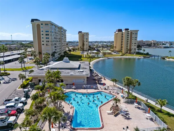 4775 COVE CIR #103, St Petersburg, FL 33708