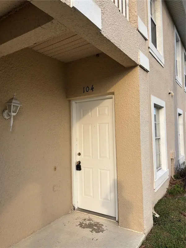 13301 FAIRWAY GLEN DR #104, Orlando, FL 32824