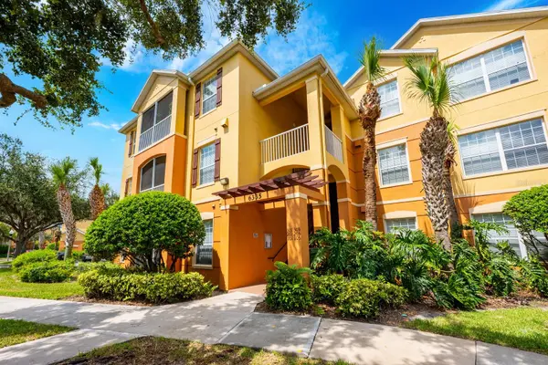 6335 CONTESSA DR #301, Orlando, FL 32829