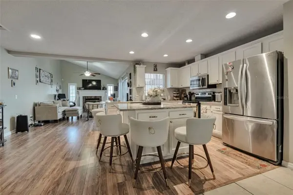 9724 CYPRESS POND AVE, Tampa, FL 33647