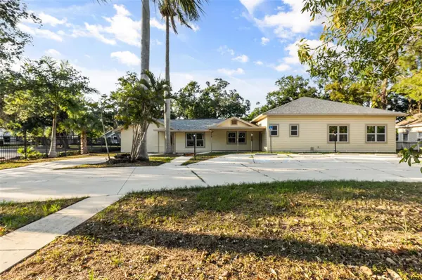 2726 6TH AVE W, Bradenton, FL 34205
