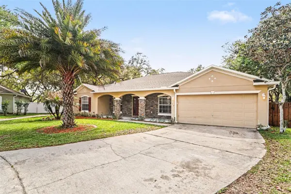 100 FESTIVE CT, Chuluota, FL 32766