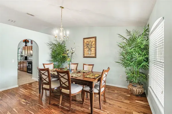 100 FESTIVE CT, Chuluota, FL 32766