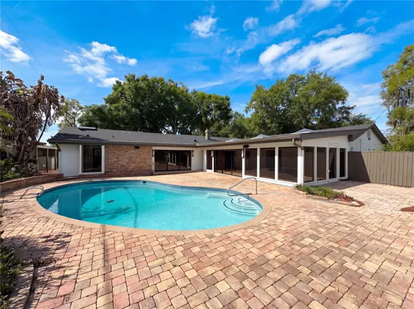 51 OAKLEIGH LN, Maitland, FL 32751