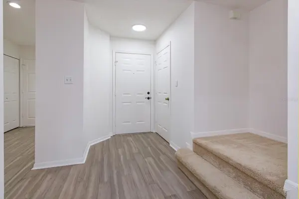 671 POST OAK CIR #107, Altamonte Springs, FL 32701
