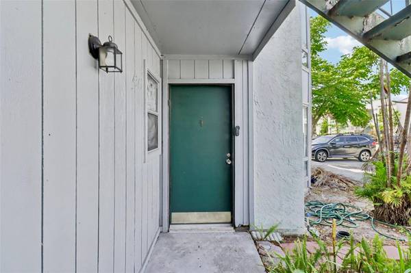 4369 AQUA VISTA DR #16-C, Orlando, FL 32839