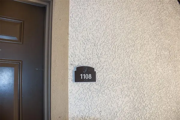 1375 TUSCANA LN #1108, Davenport, FL 33896