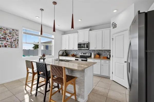 1181 LAKESHORE BREEZE PL, Kissimmee, FL 34747