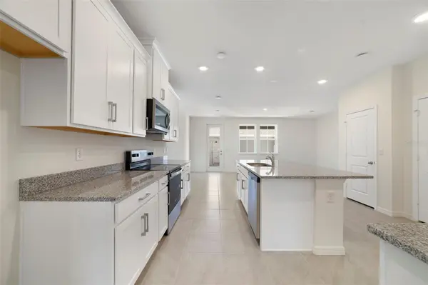 686 LOLA LN, Oviedo, FL 32765