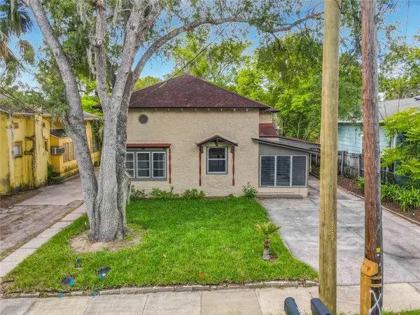 224 S SALISBURY AVE, Deland, FL 32720