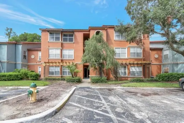 5160 CONROY RD #21, Orlando, FL 32811