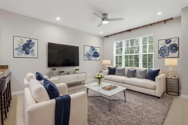 9915 HIGHLAND SKY ALY, Orlando, FL 32832
