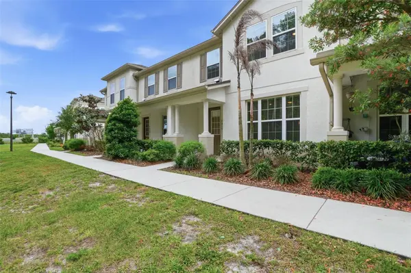 9915 HIGHLAND SKY ALY, Orlando, FL 32832