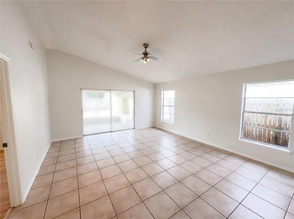 9814 DEAN COVE LN, Orlando, FL 32825