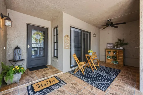 1055 KENSINGTON PARK DR #808, Altamonte Springs, FL 32714