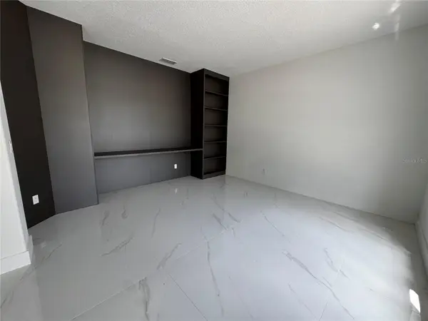 219 LARGOVISTA DR, Oakland, FL 34787