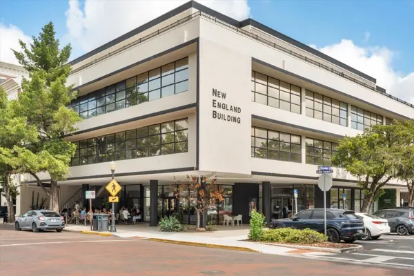 157 E NEW ENGLAND AVE #302, Winter Park, FL 32789