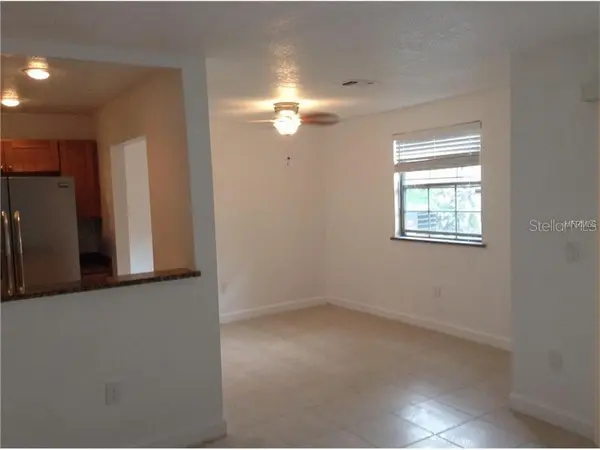 3975 VERSAILLES DR #3975F, Orlando, FL 32808