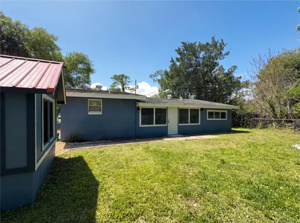 1385 BENDER AVE, Daytona Beach, FL 32117