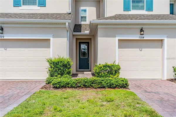 1104 LAKESHORE BREEZE PL, Kissimmee, FL 34747