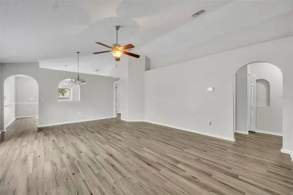 3147 WHISPERING TRAILS ST, Winter Haven, FL 33884