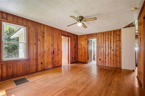 2536 MAGNOLIA AVE, Sanford, FL 32773