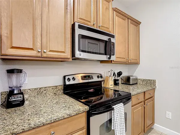 8951 CALIFORNIA PALM RD, Kissimmee, FL 34747