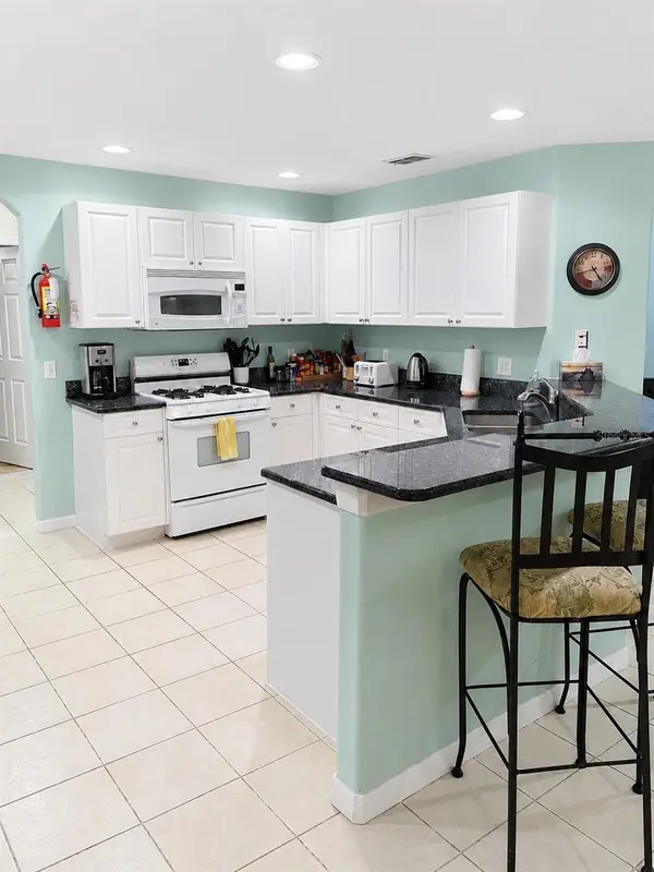 615 DOLCETTO DR, Davenport, FL 33897