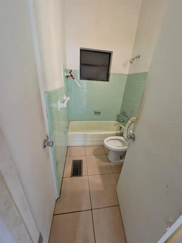 765 GREENWAY PL, Daytona Beach, FL 32114
