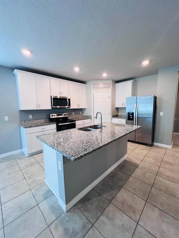 560 JERRY LN, Haines City, FL 33844