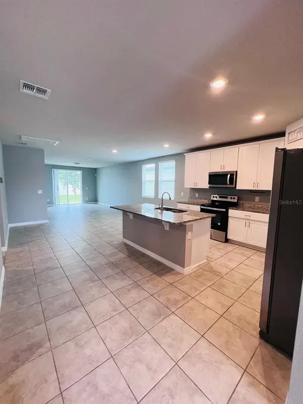 560 JERRY LN, Haines City, FL 33844