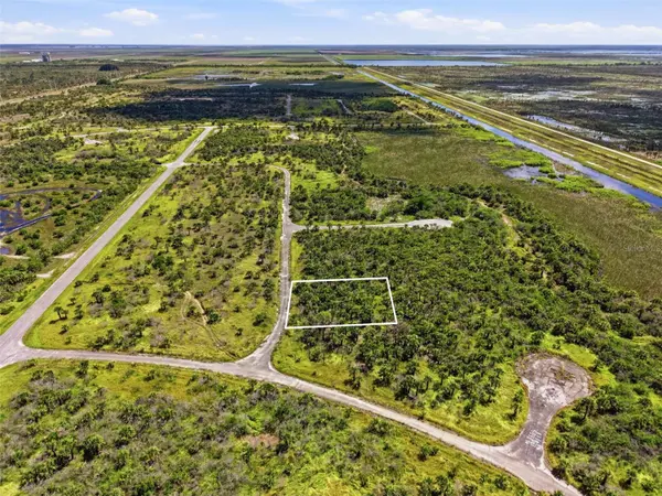 2806 FLAMEFLOWER TER SW, Palm Bay, FL 32908