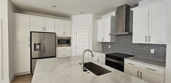 13504 AUTUMN HARVEST AVE, Winter Garden, FL 34787