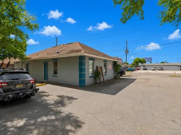 631 E OAK RIDGE RD, Orlando, FL 32809