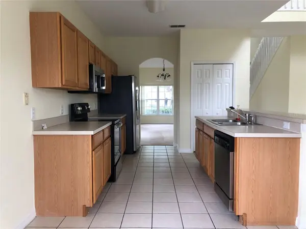 638 KENSINGTON DR, Davenport, FL 33897