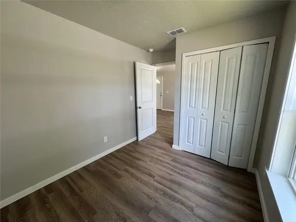 343 N MAIN AVE, Groveland, FL 34736