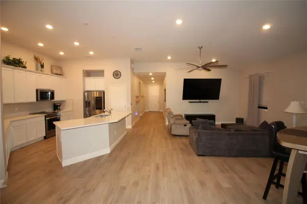 9449 SANDERS PARK PL, Seffner, FL 33584