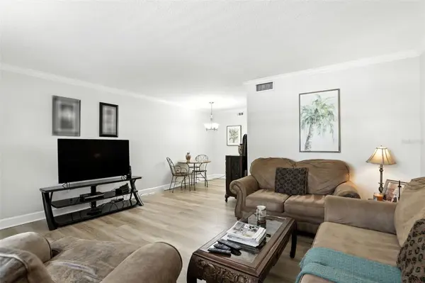 2500 LEE RD #232, Winter Park, FL 32789