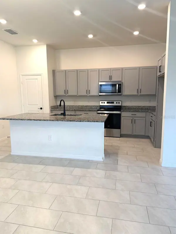 925 OVERPOOL AVE, Davenport, FL 33896