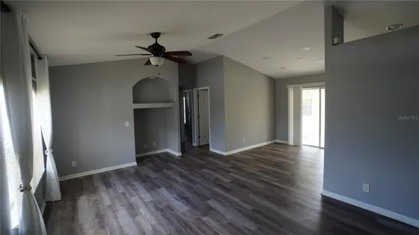 2405 MISTLETO LN, North Port, FL 34286