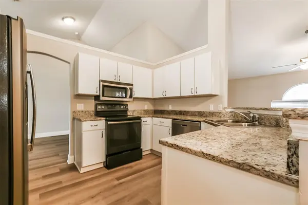 2823 ARBOUR TRAIL CT, Deltona, FL 32725