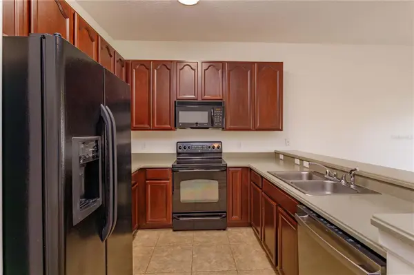 16460 CEDAR CREST DR, Orlando, FL 32828