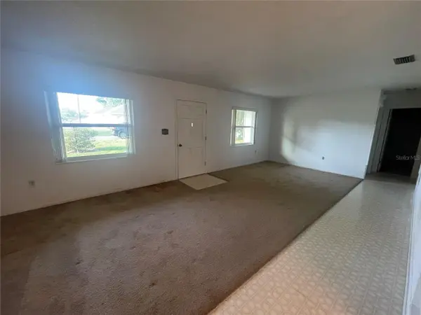 23 LONESOME PINE TRL, Yalaha, FL 34797