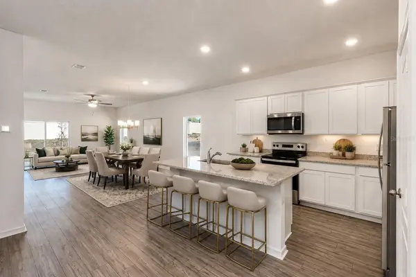 1782 WHITE ELEPHANT, Winter Haven, FL 33884