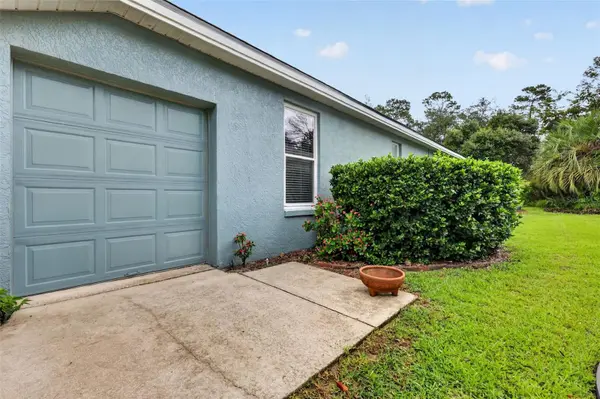 9035 LAUREL RIDGE DR, Mount Dora, FL 32757