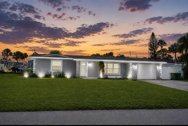 1623 WAVECREST ST, Merritt Island, FL 32952