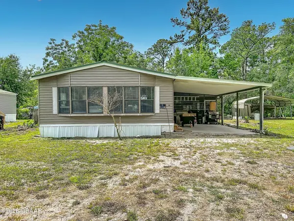 235 CLEARWATER RD, Satsuma, FL 32189