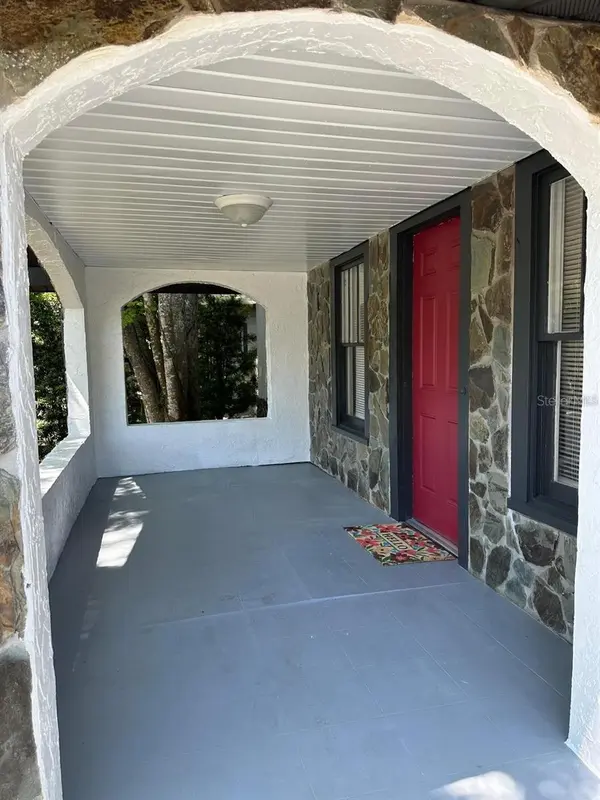 221 N JULIA AVE, Deland, FL 32720