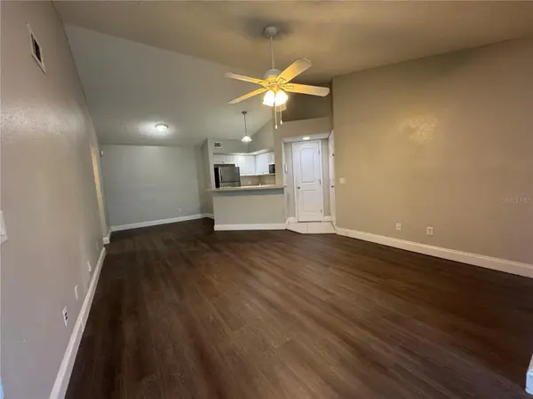 4532 COMMANDER DR #2131, Orlando, FL 32822